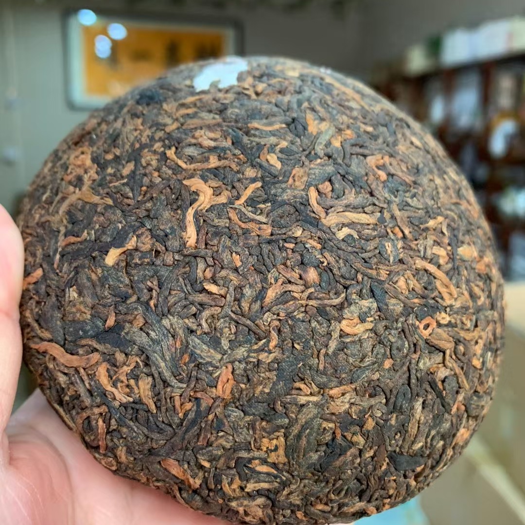 2023年金针白莲357克熟茶荷香宫廷料50周年纪念版2301批云南普洱