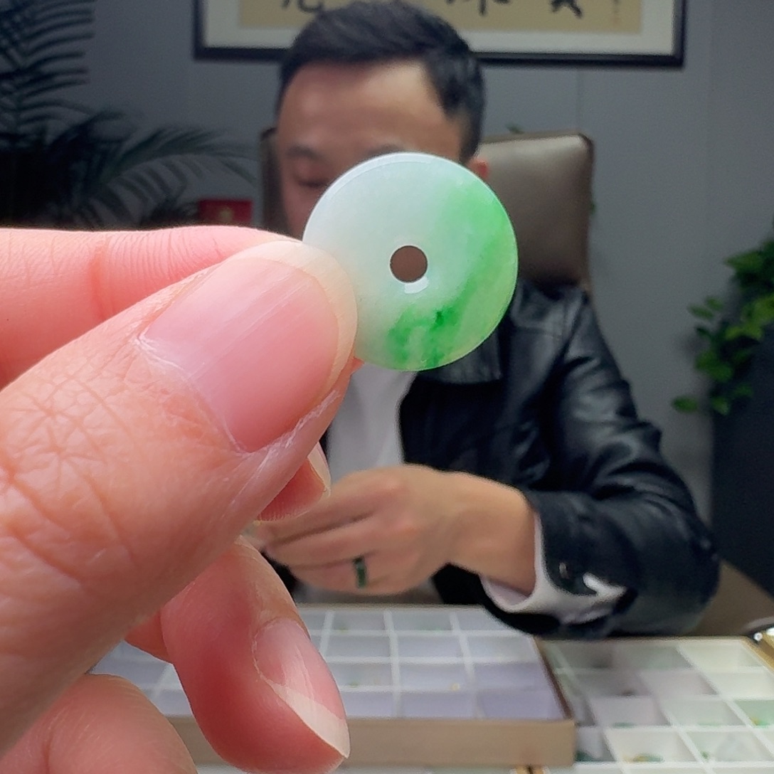 翡翠裸石多样性发货其一