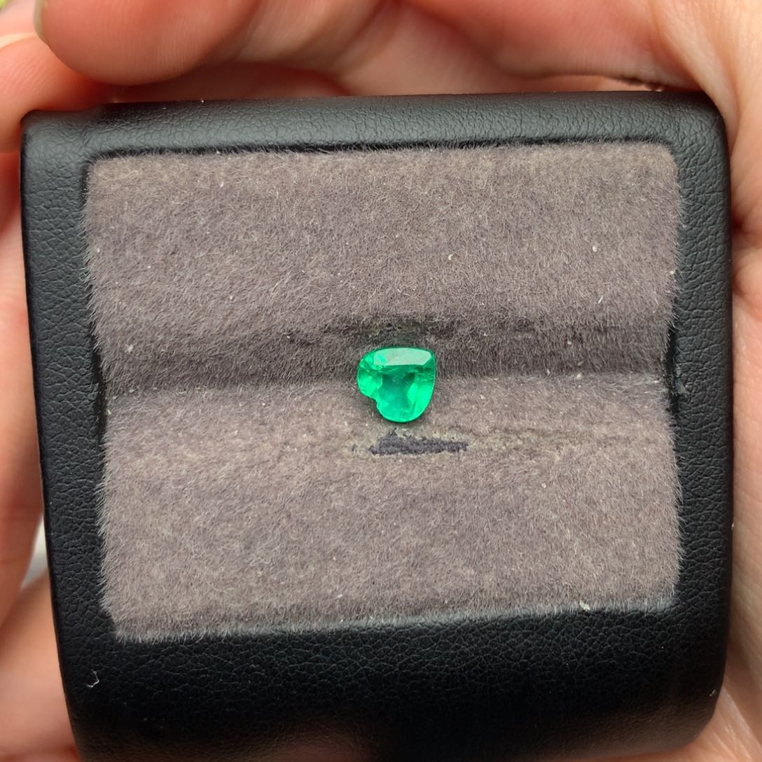 裸石祖母绿0.97ct