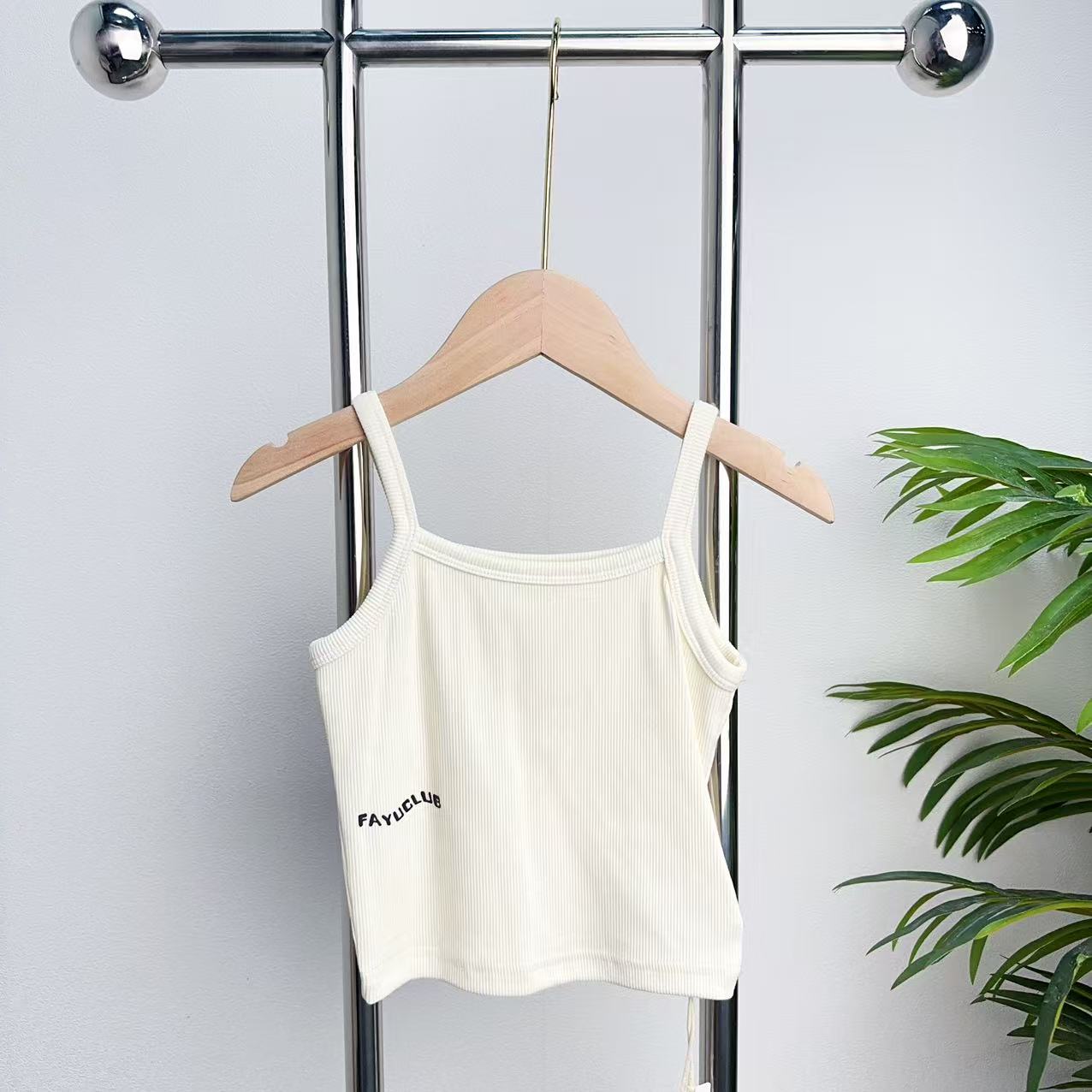 【0670】鹫白色背心B0-4