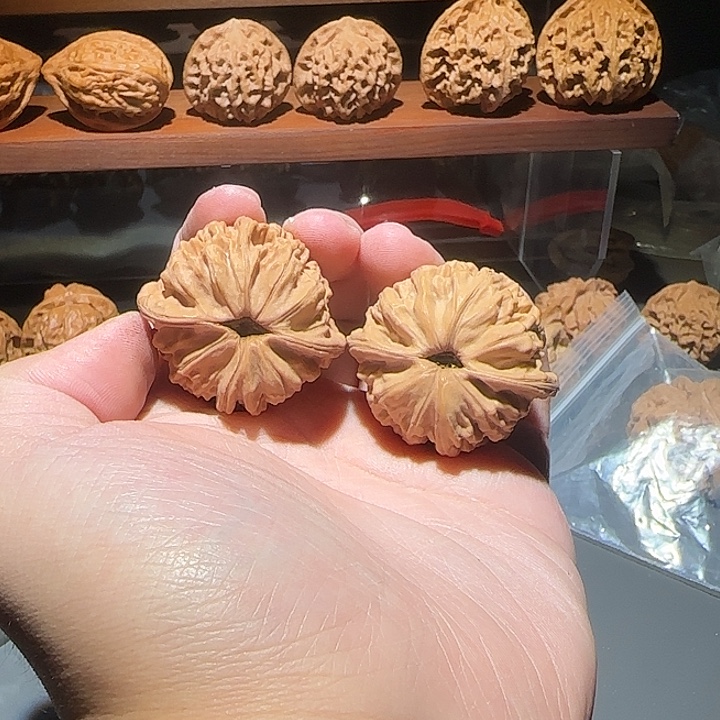 帮***主文玩核桃吊坠40➕天地