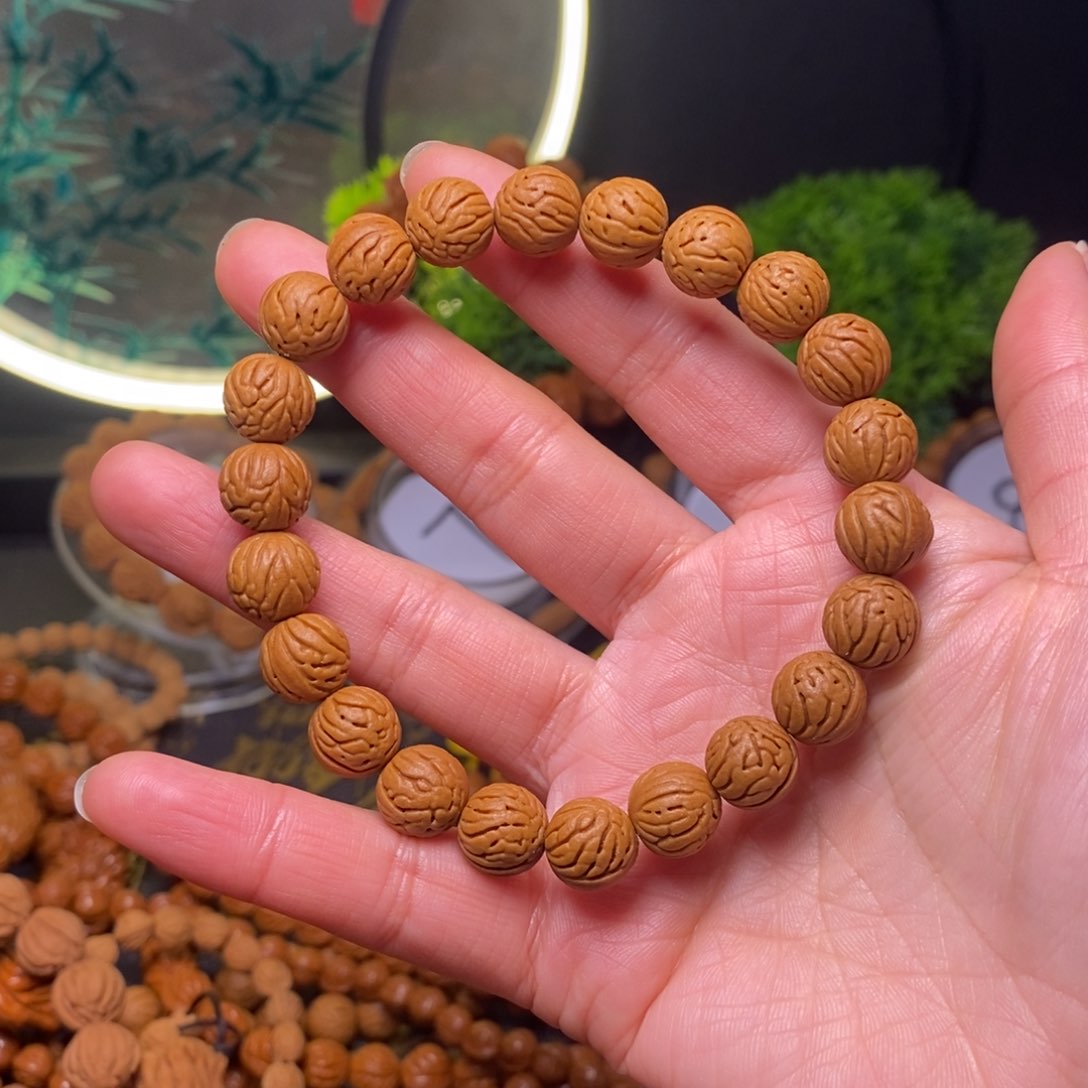 【闪购商品】手串桃核于*泽