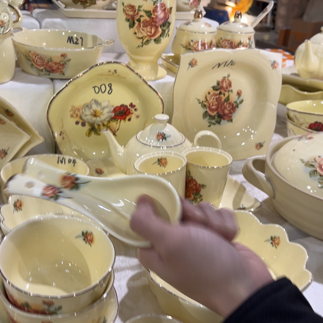 星博汇陶瓷有限公司6个