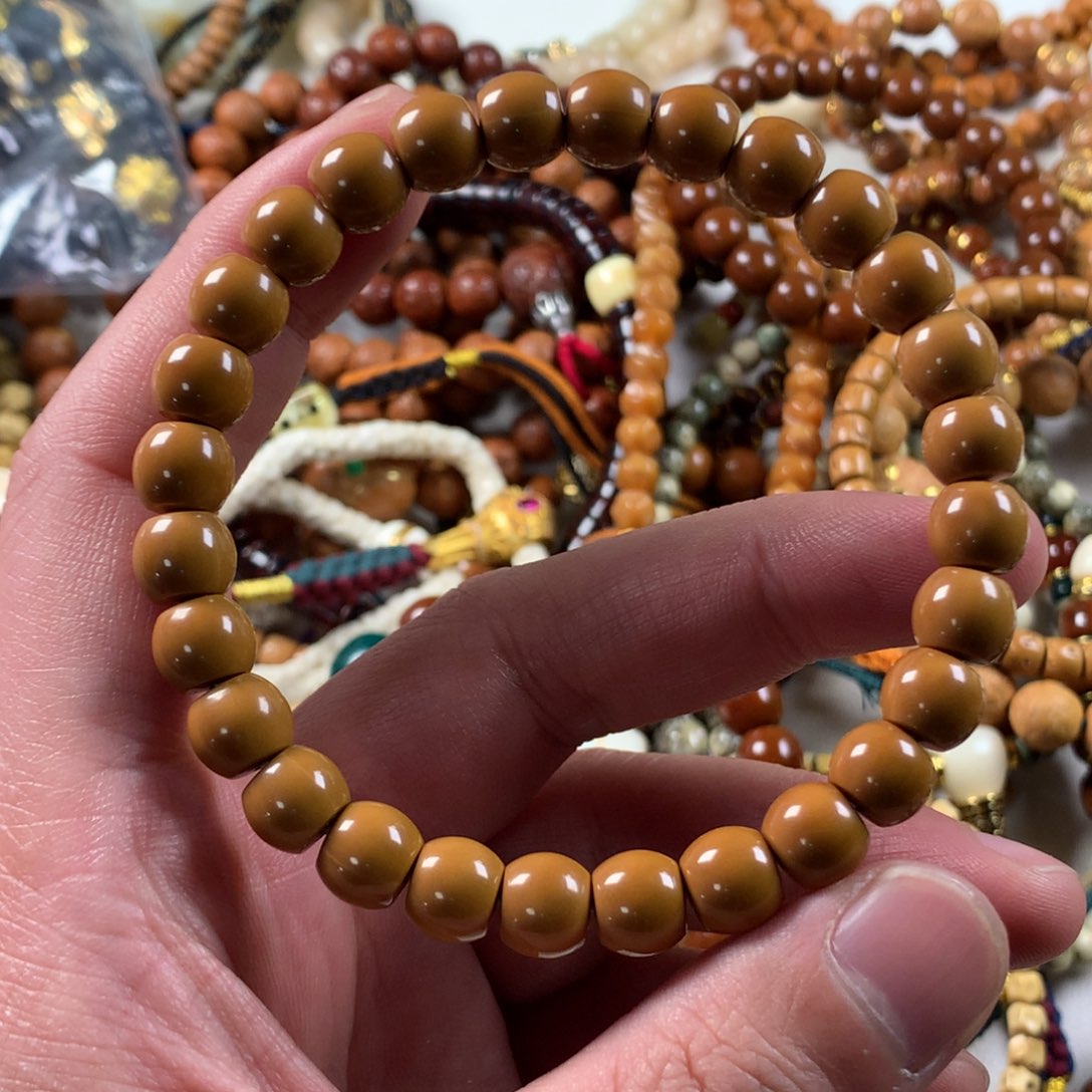 吊坠猴头核桃。。。。。。。。。。