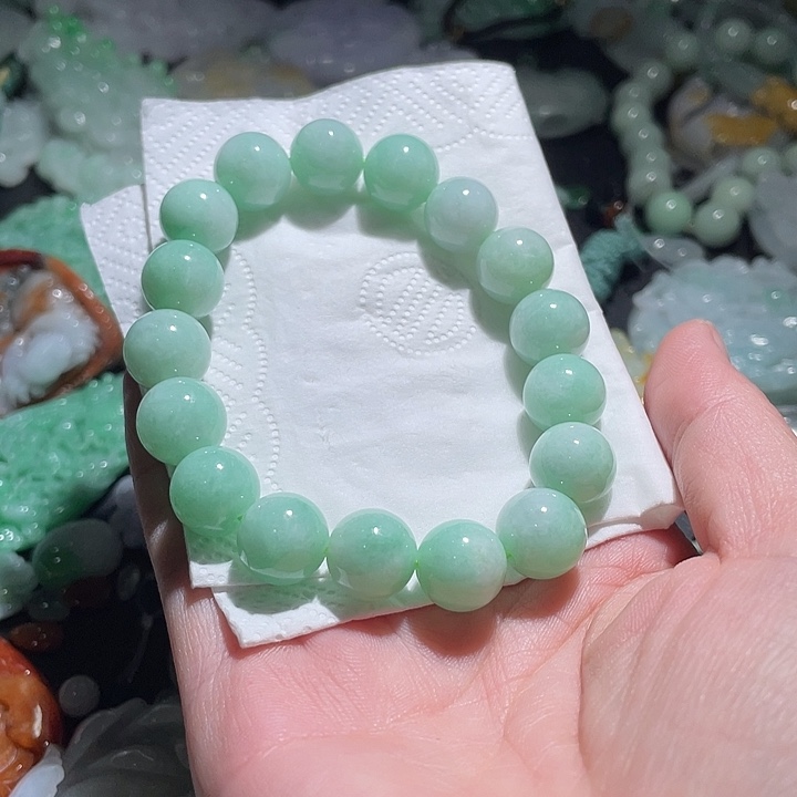 颈饰未镶嵌翡翠天