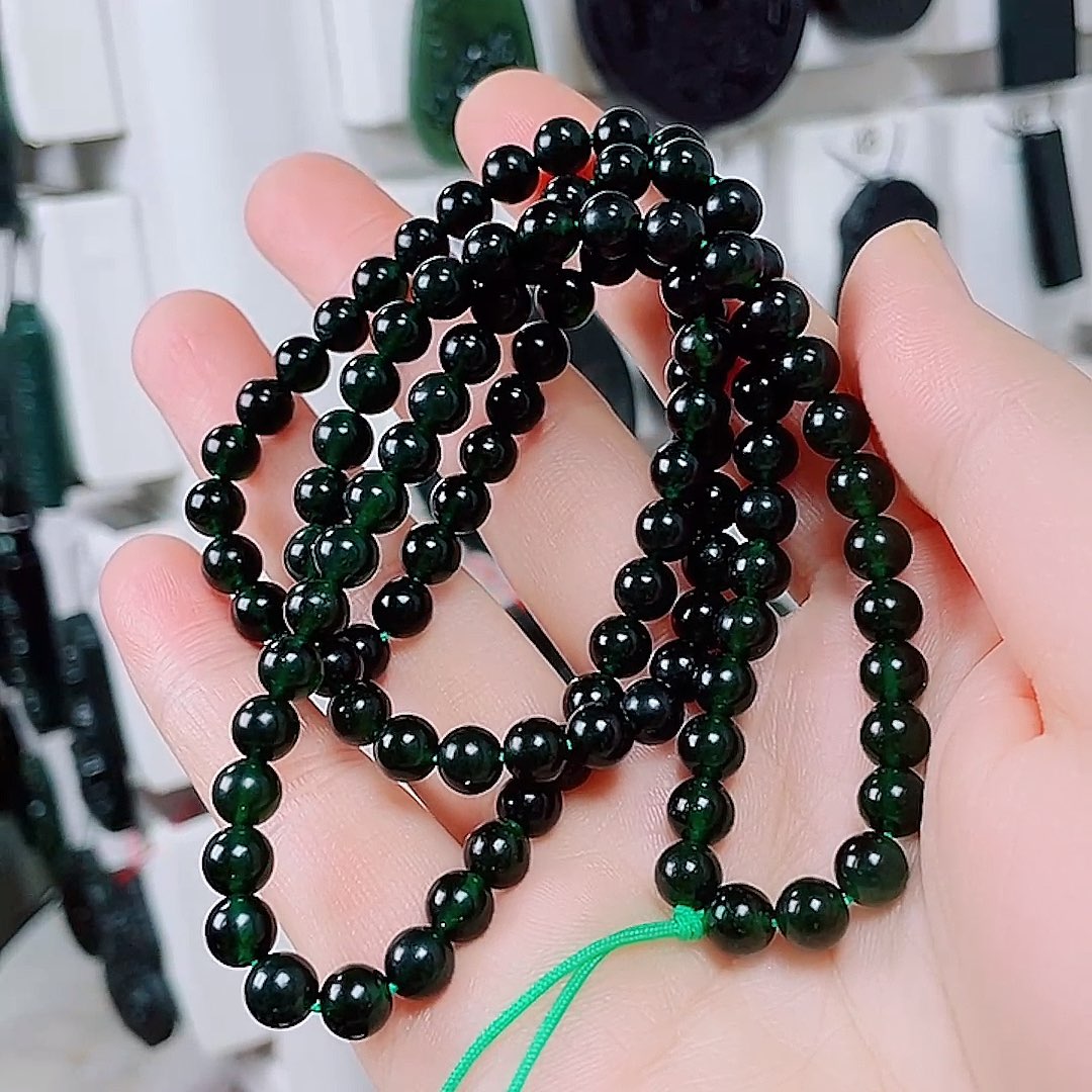 地***大蛇纹石玉未镶嵌手链