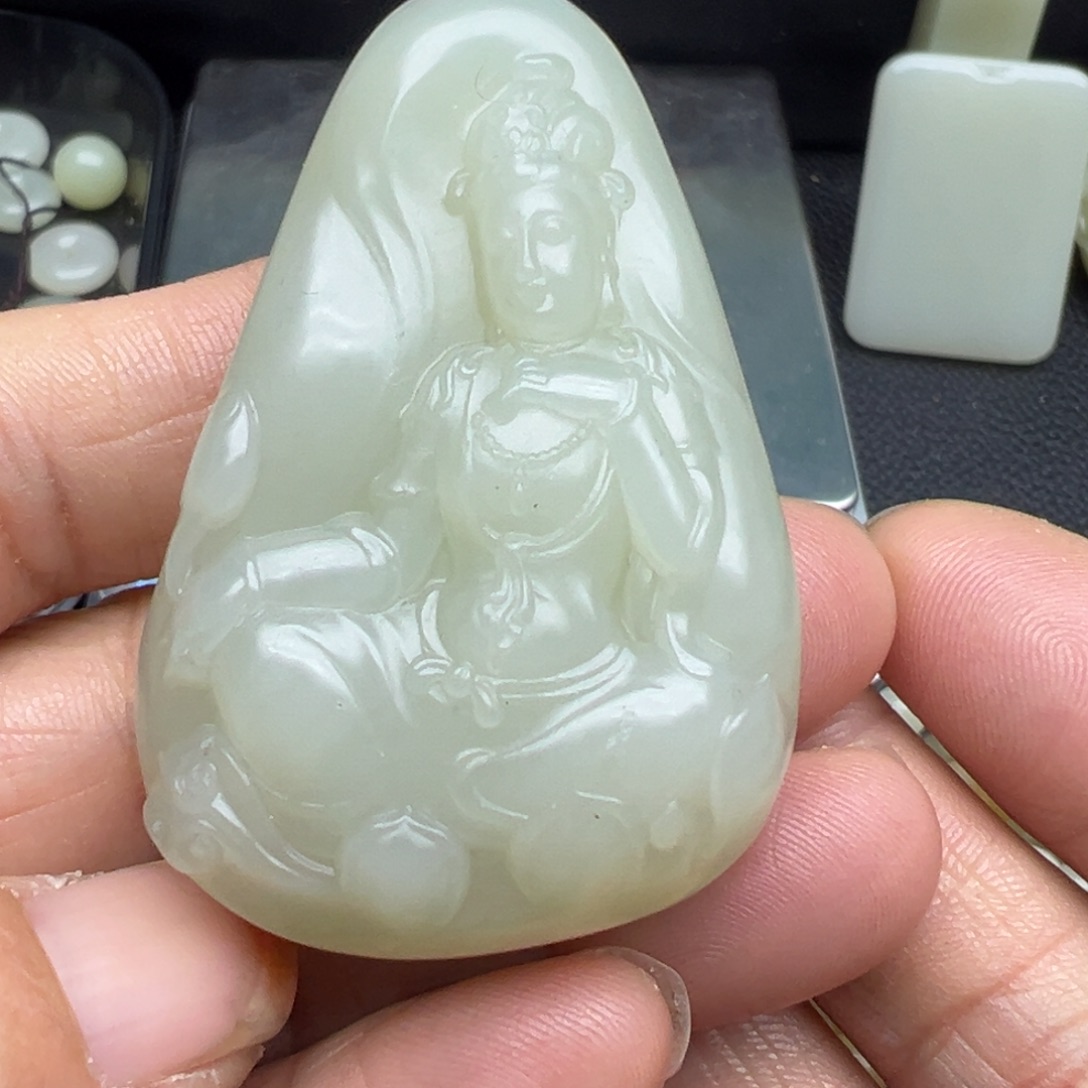 和田玉（糖玉）未镶嵌吊坠(不含链)