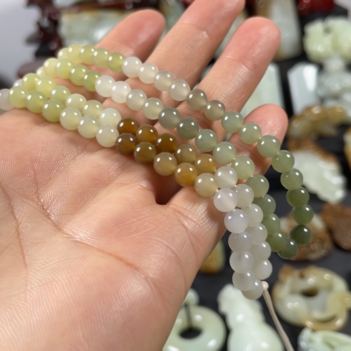 和田玉（糖玉）未镶嵌颈饰