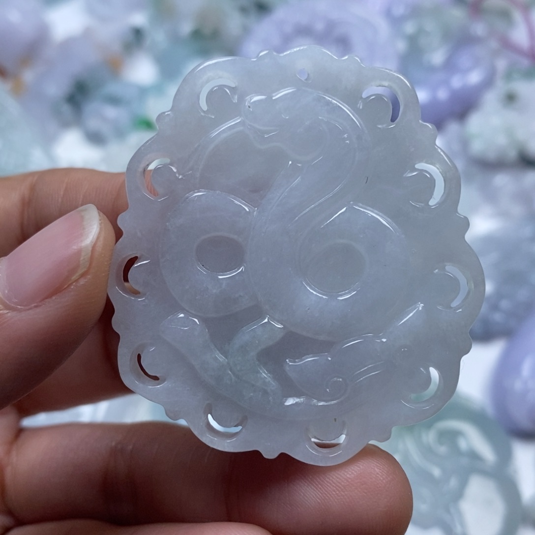 颈饰未镶嵌翡翠翡翠