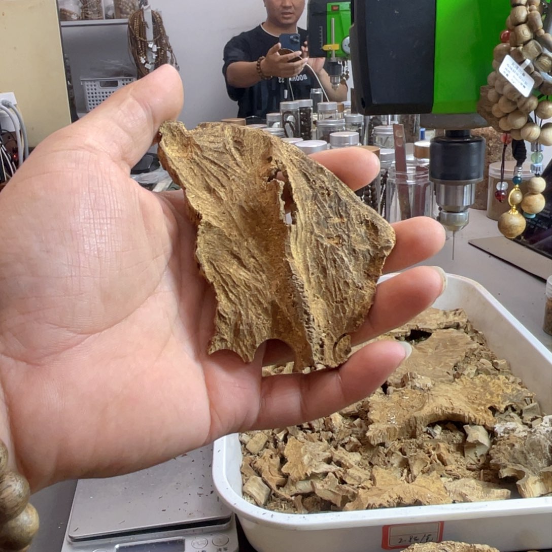 线香海南沉香板头老料 多样性发一