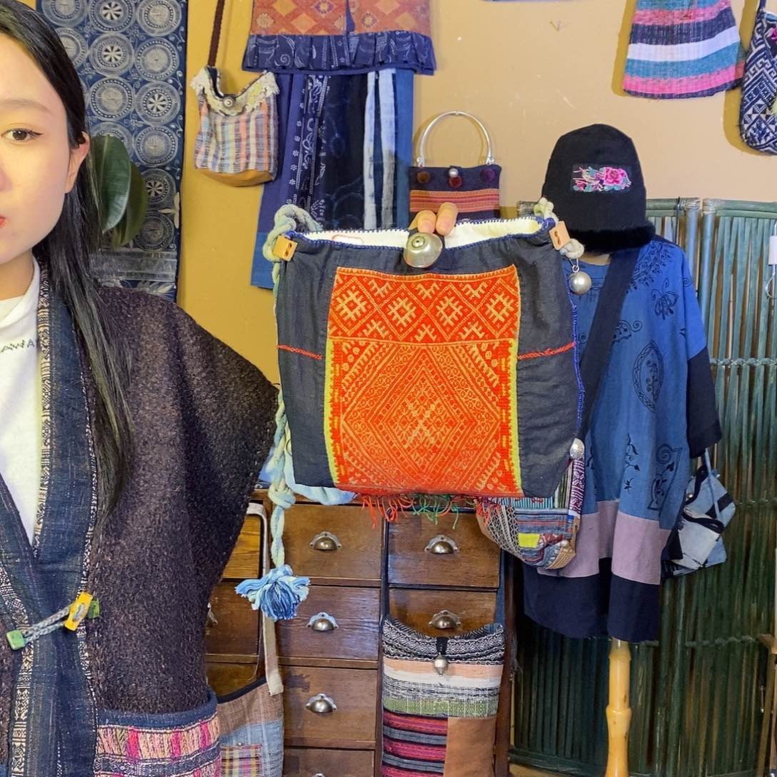 织绣手工制作包包