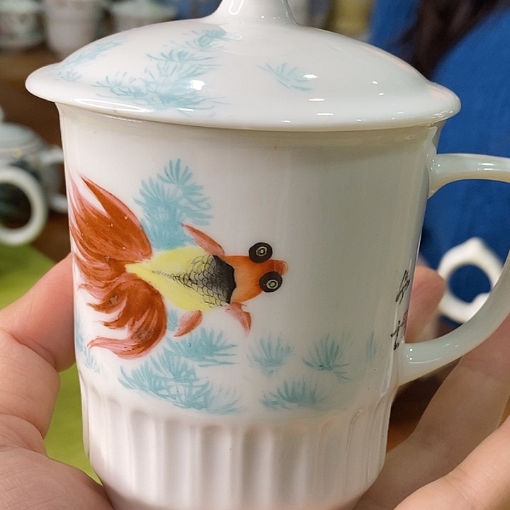 摆件陶晋**学陶瓷等行业的生产和销售