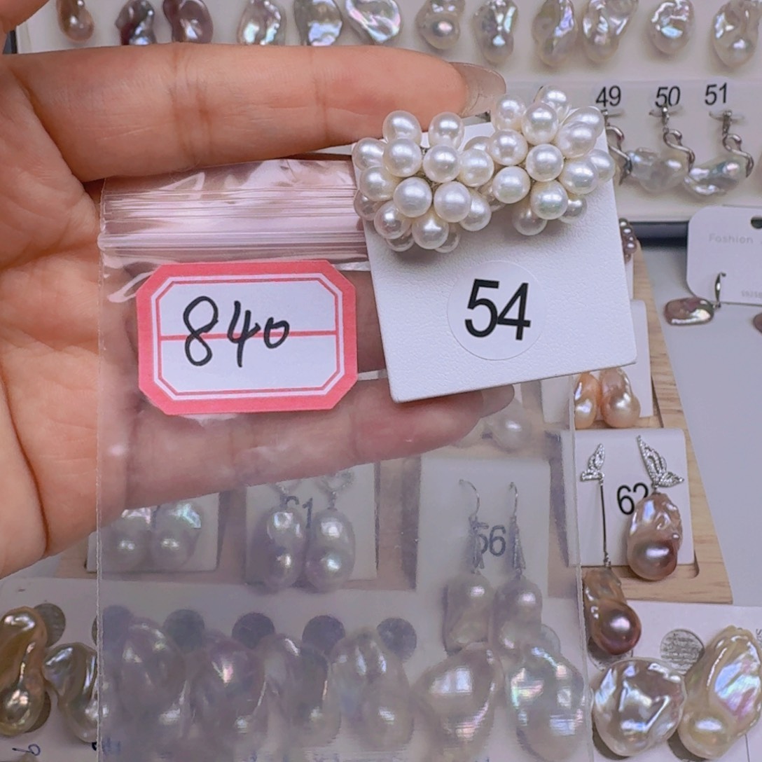 银S925镶嵌淡水珍珠耳饰