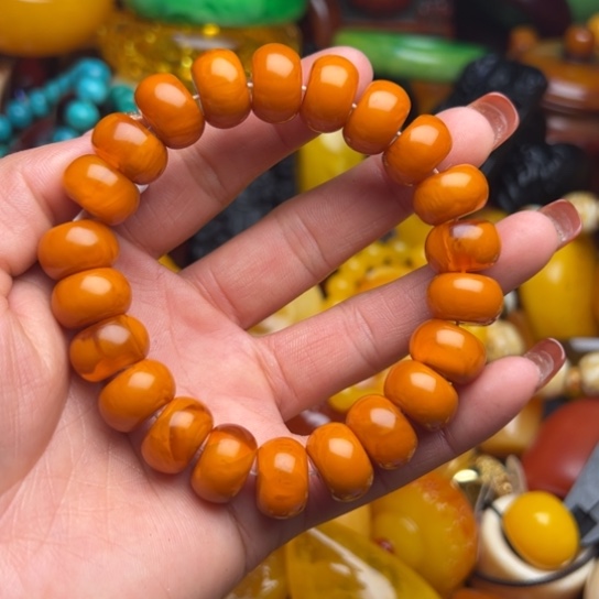 琥珀手串未镶嵌蜜蜡
