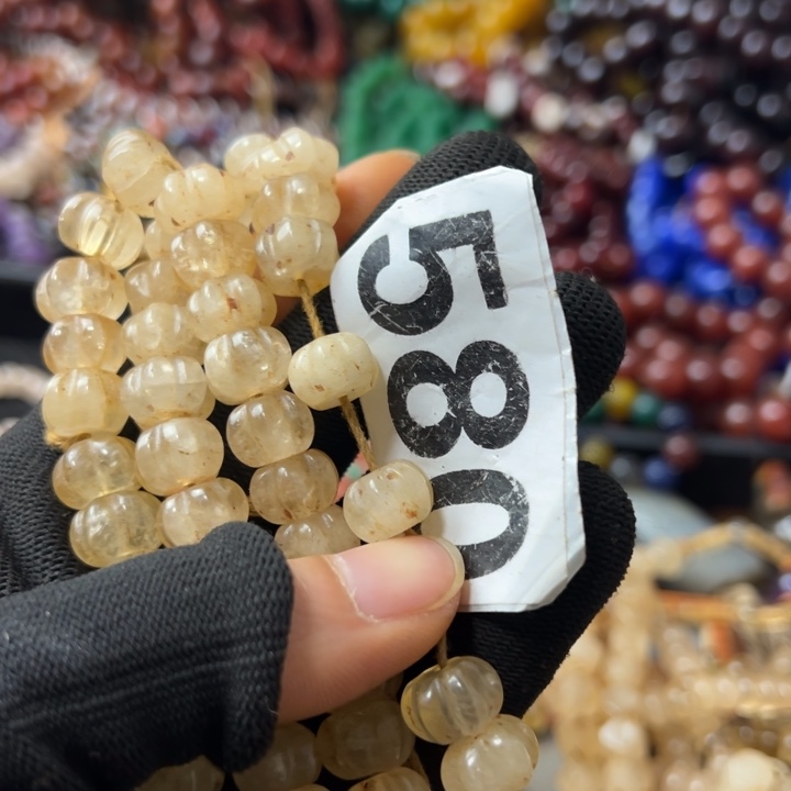 玛瑙/玉髓颈饰未镶嵌云*躲