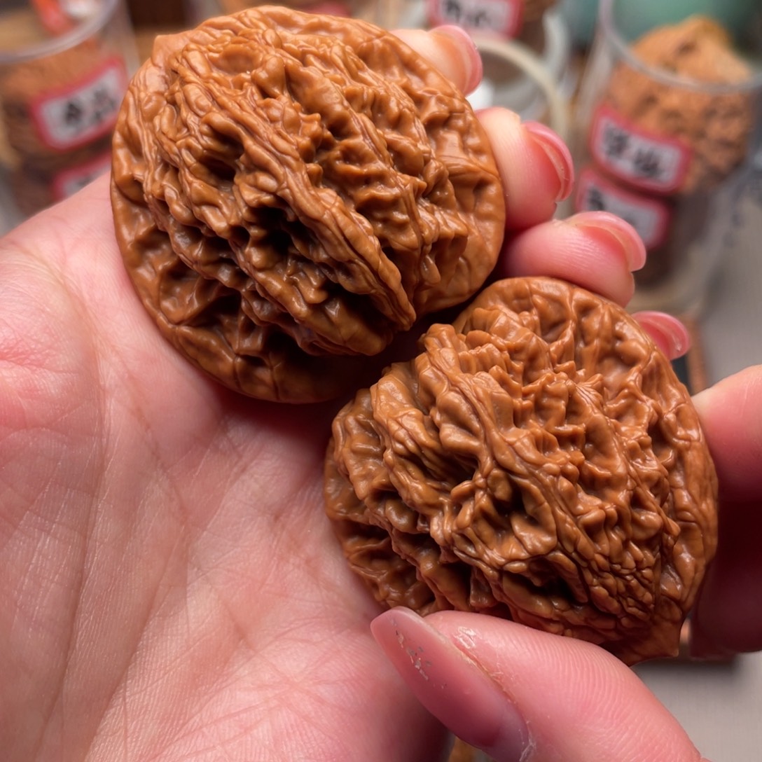 糖***爹桃核把件全品霸气粗筋虎43