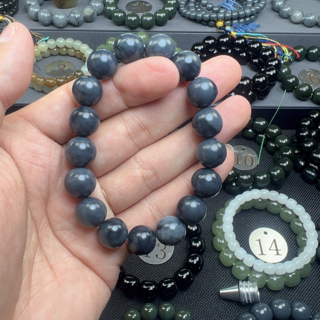 和田玉未镶嵌手链