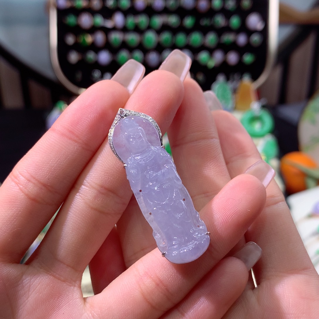 翡翠颈饰18K金镶嵌翡翠