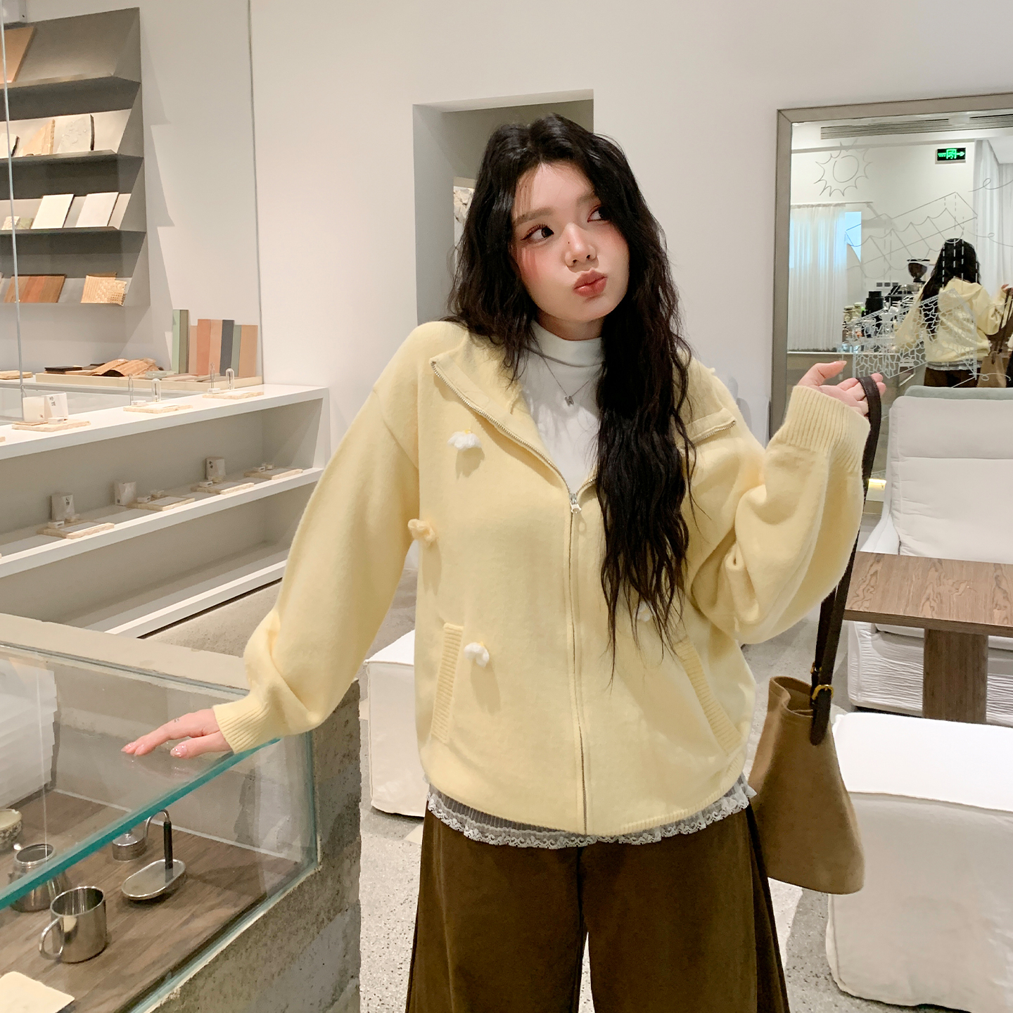 YUZI/鱼子甜美可爱风毛衣外套开衫设计感小众针织衫上衣LL00018