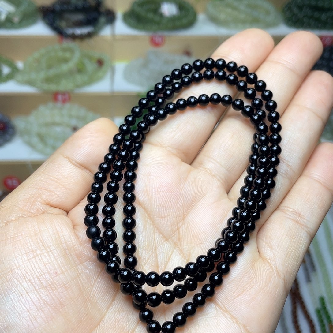 和田玉颈饰未镶嵌4mm