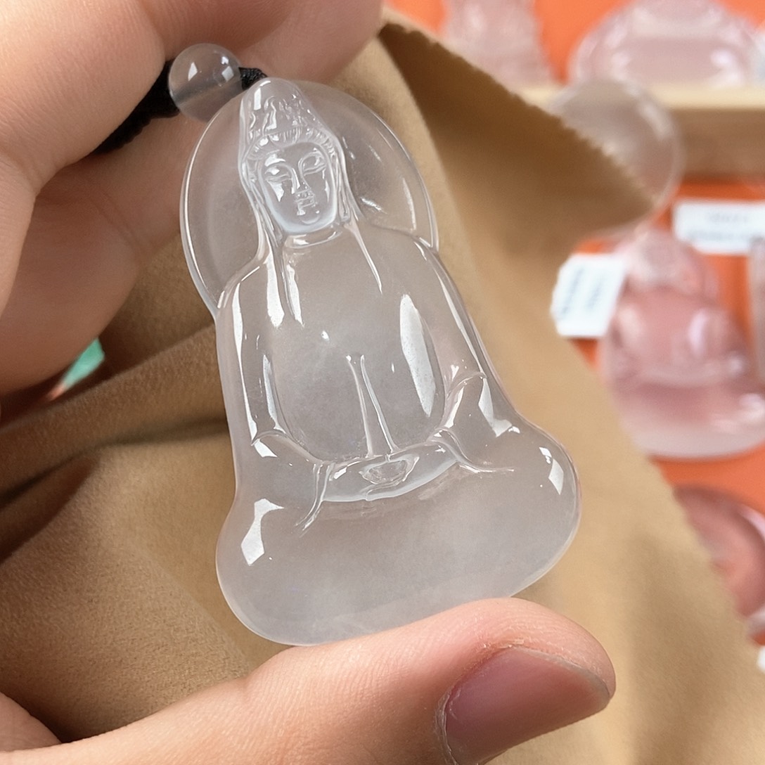 石英质玉未镶嵌颈饰素衣观音