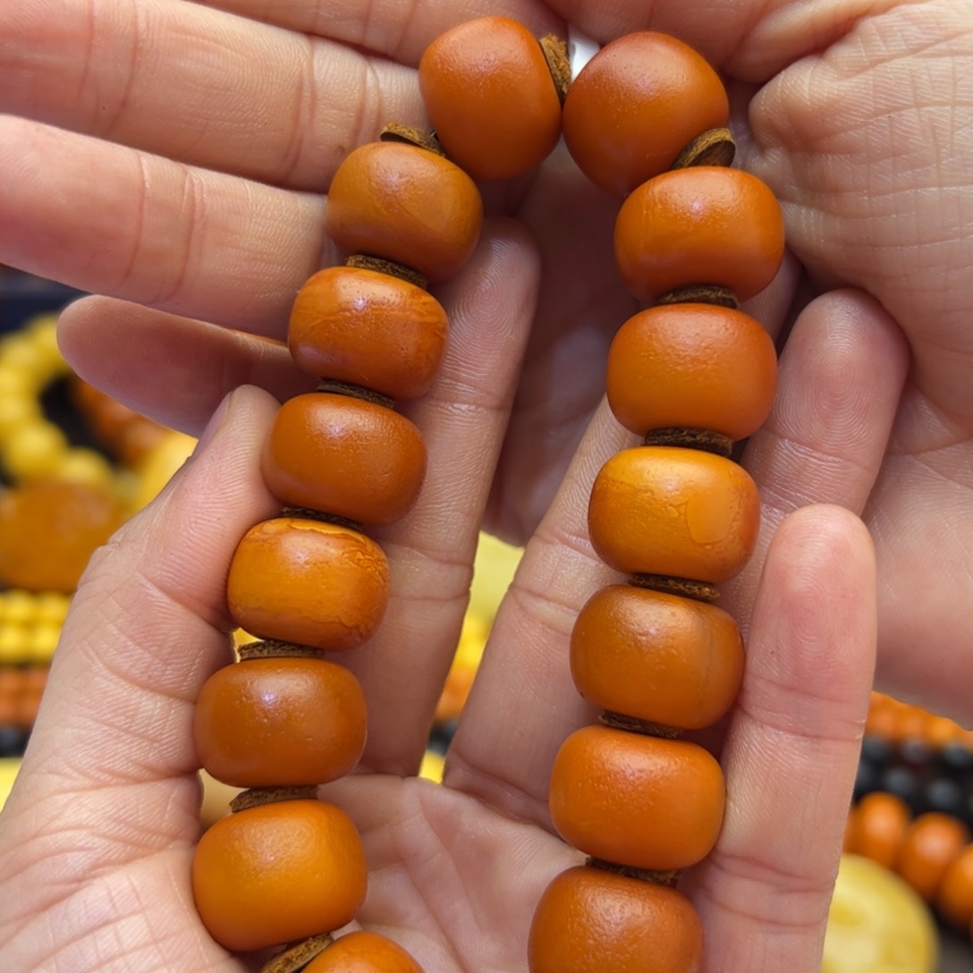 未镶嵌琥珀珠宝奇石