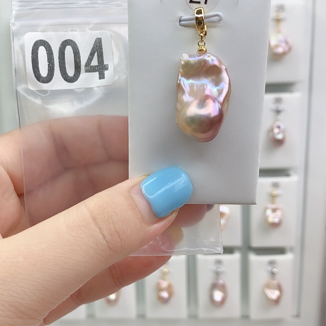 淡水珍珠合金颈饰