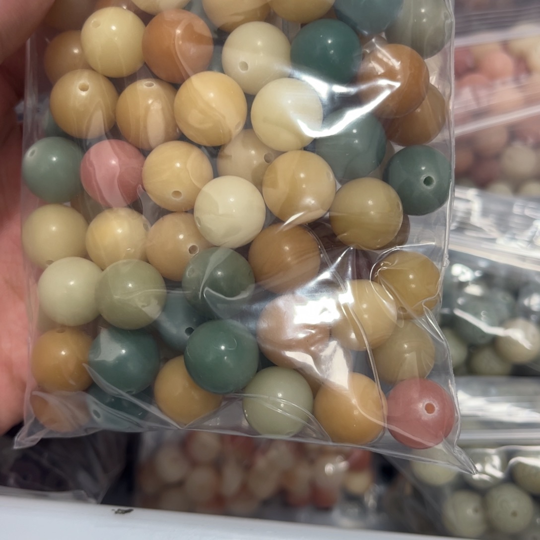 【闪购商品】白玉菩提吊坠z13/70颗多宝圆珠锅底