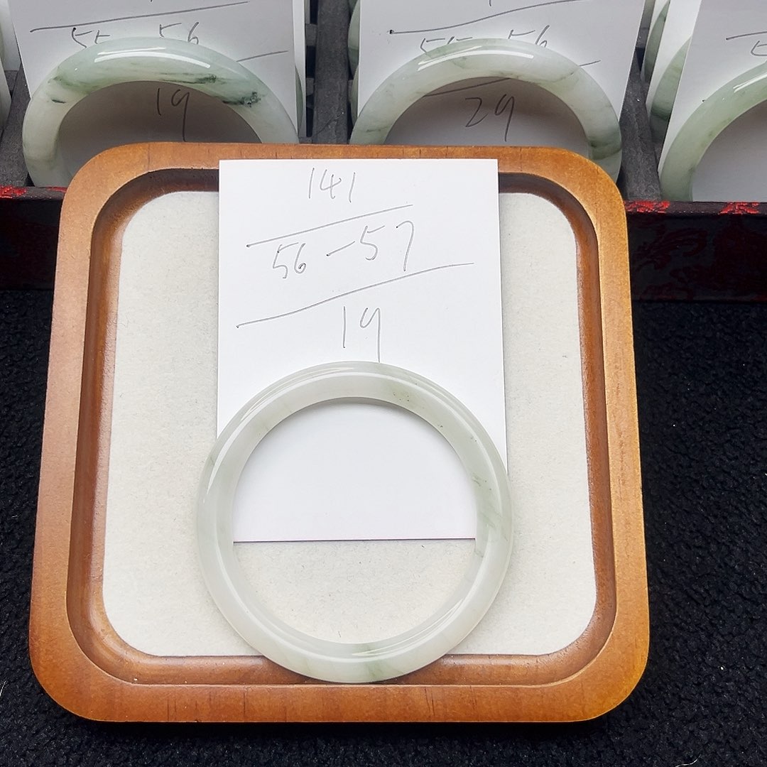 石英质玉未镶嵌手镯141