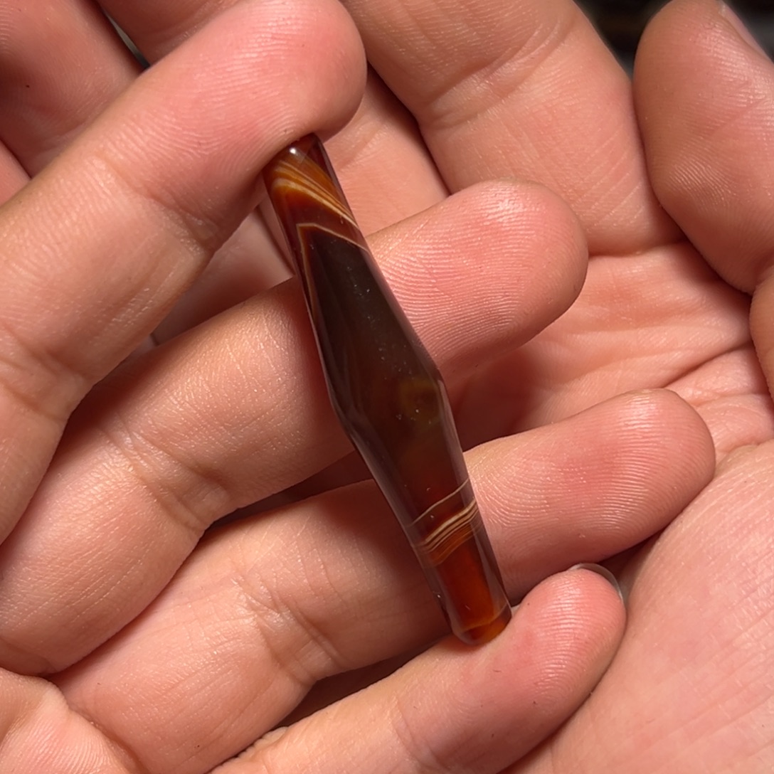 玛瑙/玉髓未镶嵌珠宝奇石