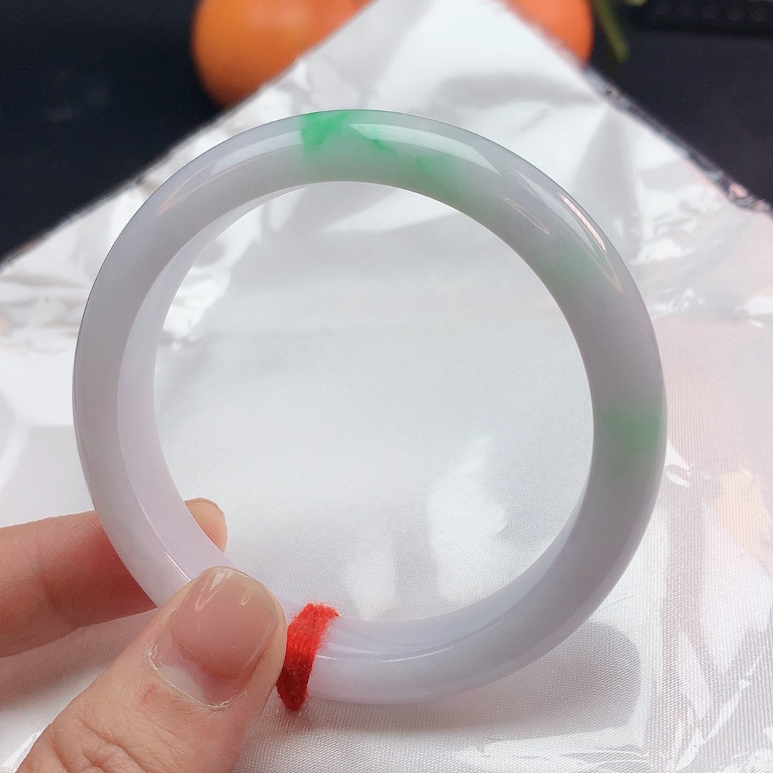 翡翠手镯未镶嵌55圈2299