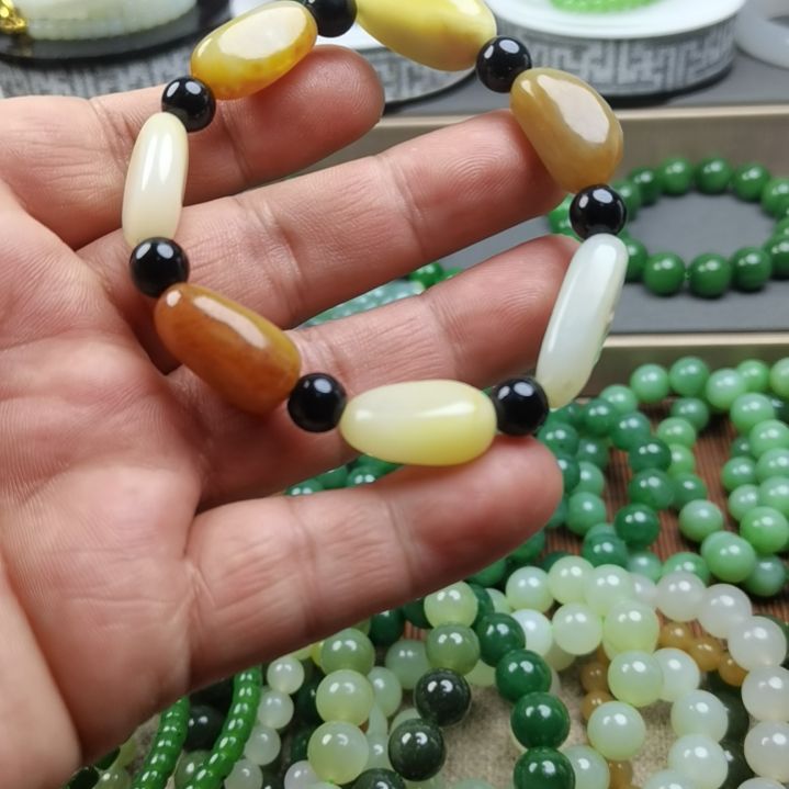 和田玉未镶嵌手链