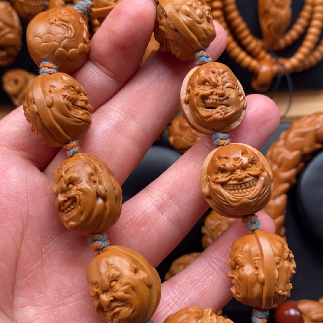 橄榄核手串双面恶僧