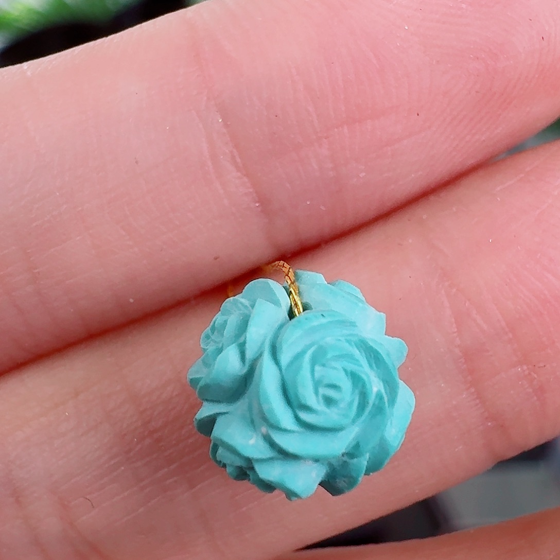 未镶嵌绿松石珠宝奇石