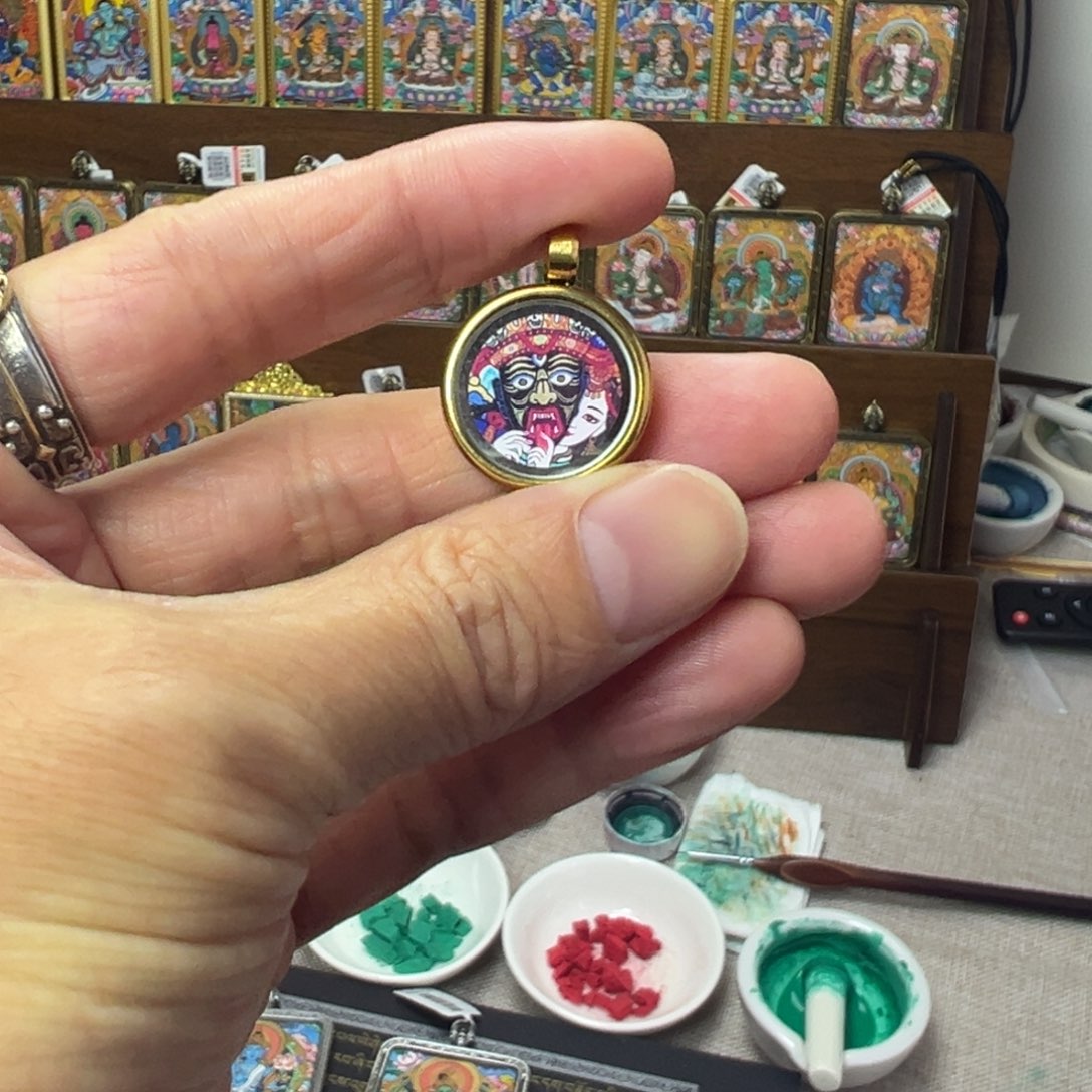 吊坠扎基拉姆小唐卡