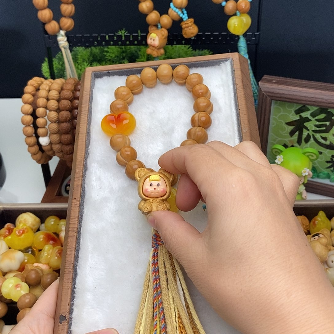 ʟ****猴头核桃吊坠猴头手串一套全品4个配饰