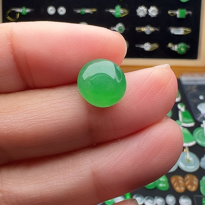 翡翠未镶嵌颈饰蛋9.5