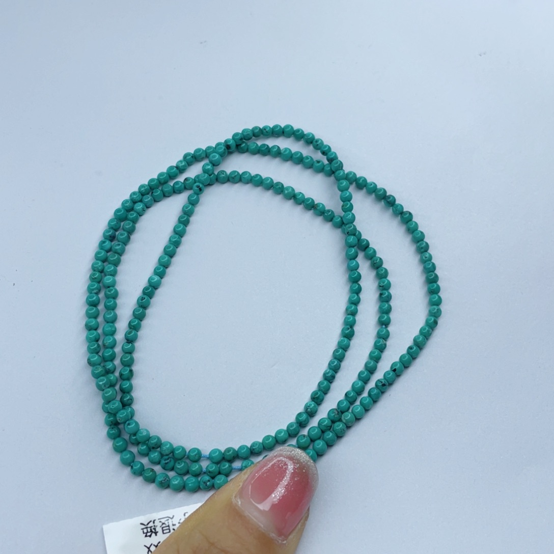 绿松石颈饰未镶嵌