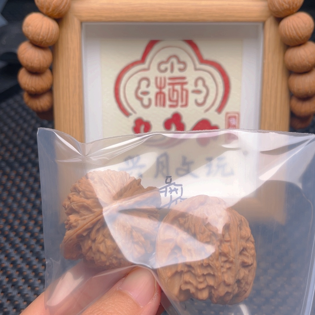 吊坠文玩核桃唯***从白狮子