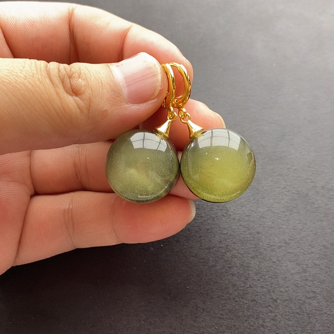 琥珀未镶嵌裸石耳坠