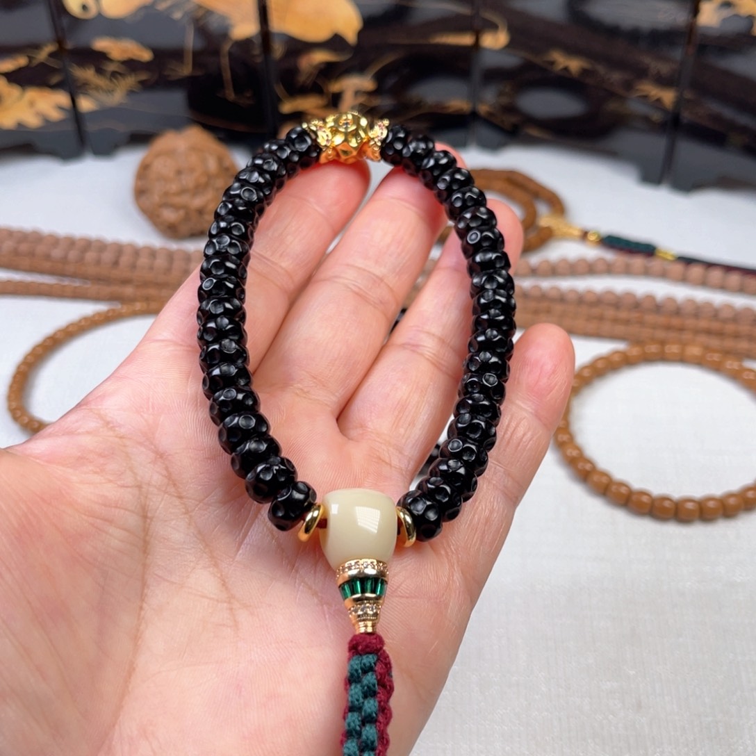 椰蒂吊坠45667777888888