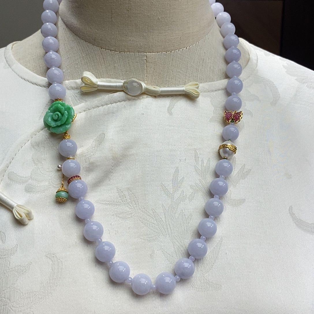 翡翠颈饰未镶嵌天然