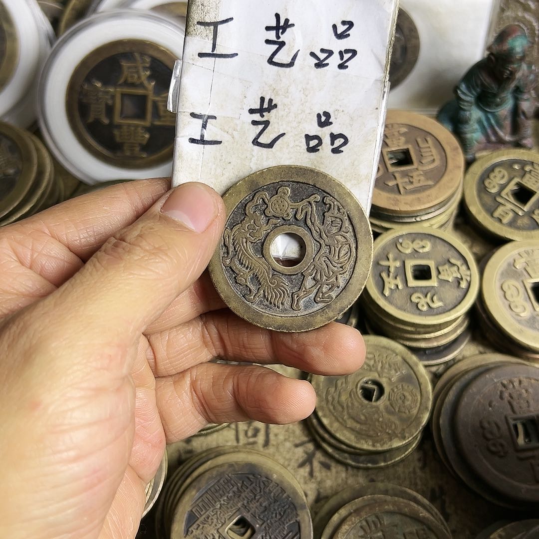 铜芽*肉现代文创工艺品