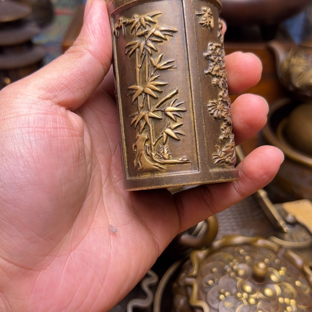 精美铜器，点击下单