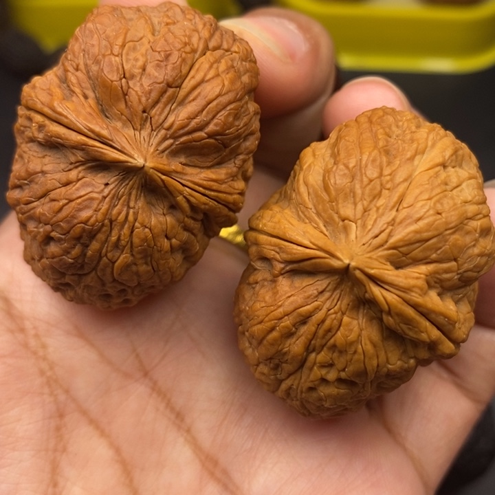 吊坠文玩核桃43尺磐石59克