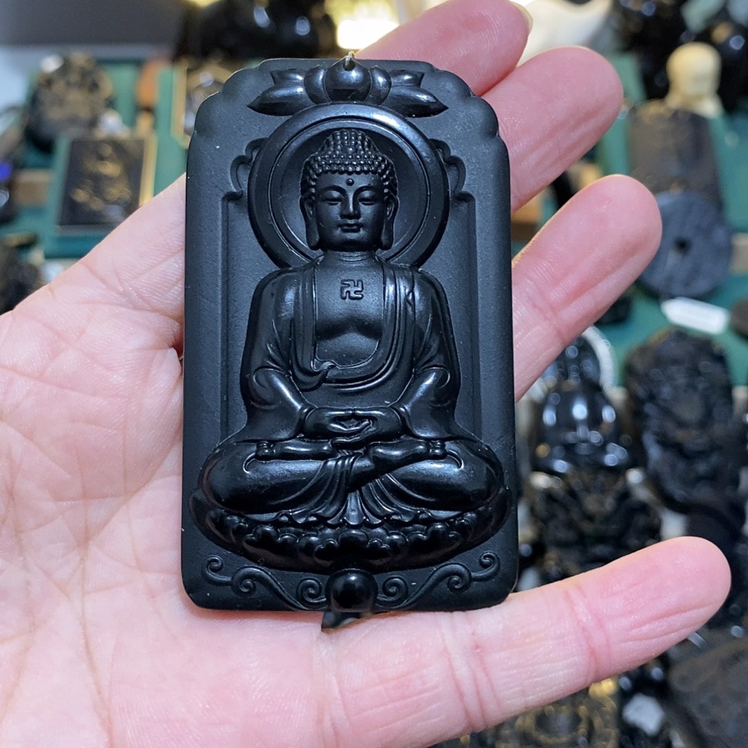 蛇纹石玉颈饰未镶嵌娇*