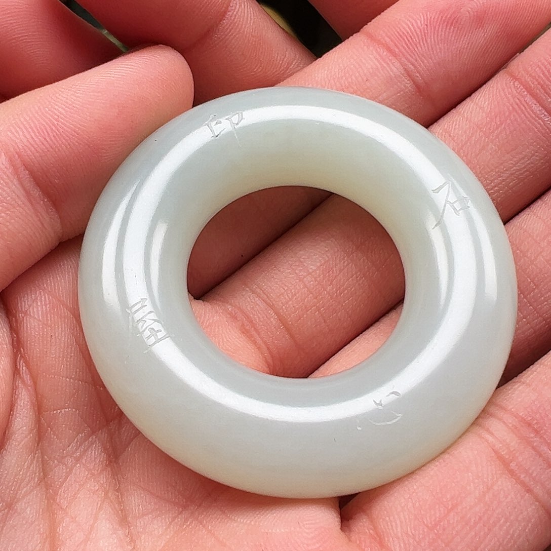 和田玉颈饰未镶嵌无*赫