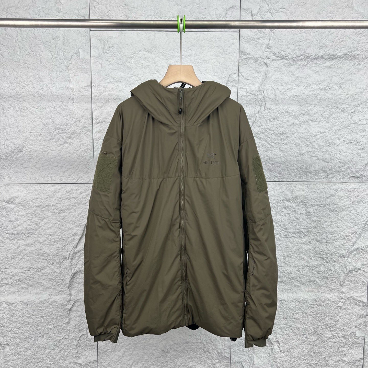 99新 ARC'TERYX/始祖鸟 XL码/绿百搭男装加厚夹克棉服/14311111