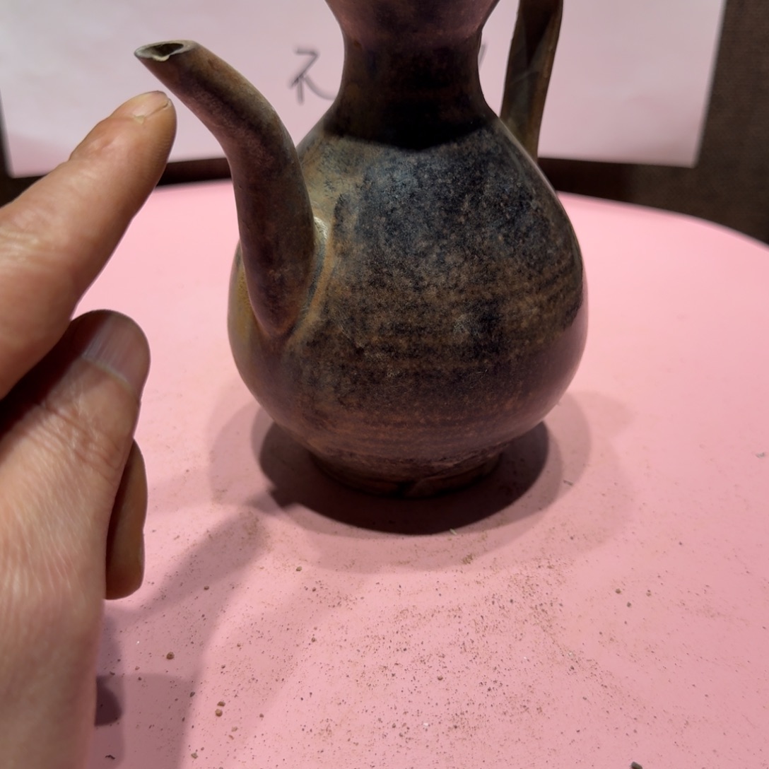 陶其他漂亮的小瓷瓶子