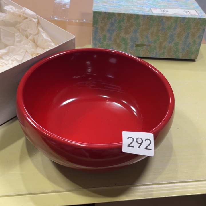 瓷器制作的主要方法之一在于